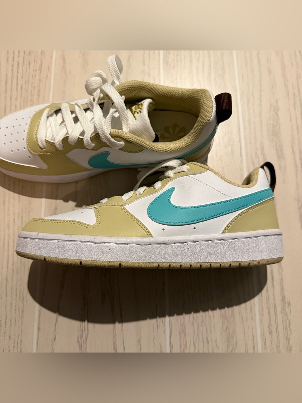 Nike Court Borough Low Recraft GS Kids Sneakers 5Y White Gold Blue NEW